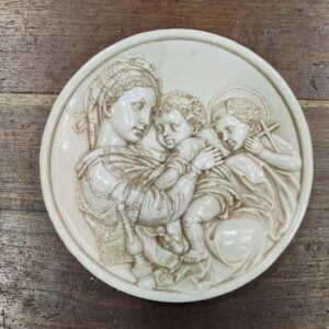 RELIEVE VIRGEN DE LA SILLA