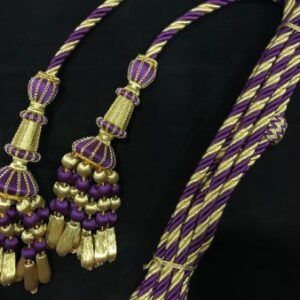 JUEGO CINGULO MACARENA Y FIJADOR MORADO Y ORO BELLOTAS