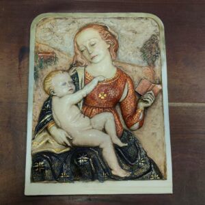 RELIEVE MADONNA POLICROMADA