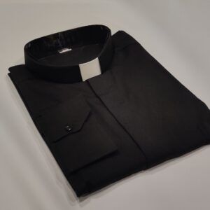 CAMISA NEGRA CUELLO TIRILLA MANGA LARGA