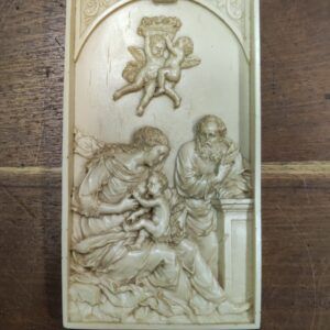RELIEVE VIRGEN PECHO PEQUEÑO