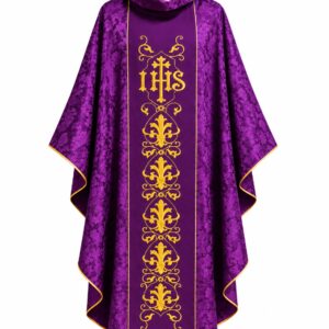 CASULLA BORDADA DAMASCO MORADA CON ESTOLA